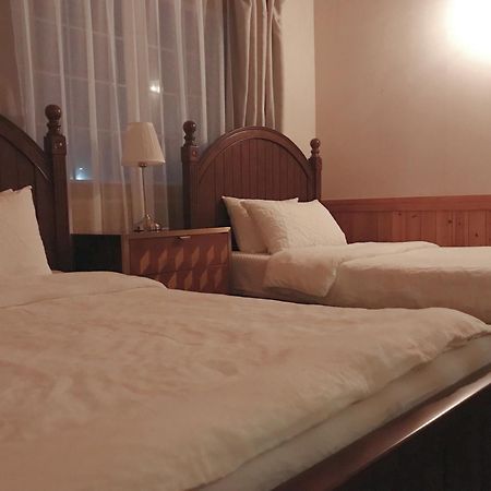 At Corner Resort & Garden Чеджудо Экстерьер фото