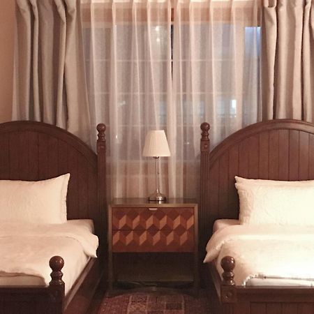 At Corner Resort & Garden Чеджудо Экстерьер фото